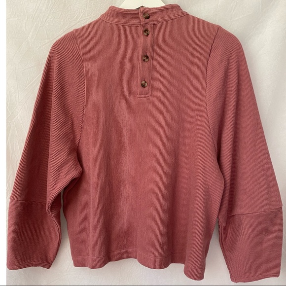 Texture & Thread Button-Back Mockneck Top NWOT - Picture 5 of 9